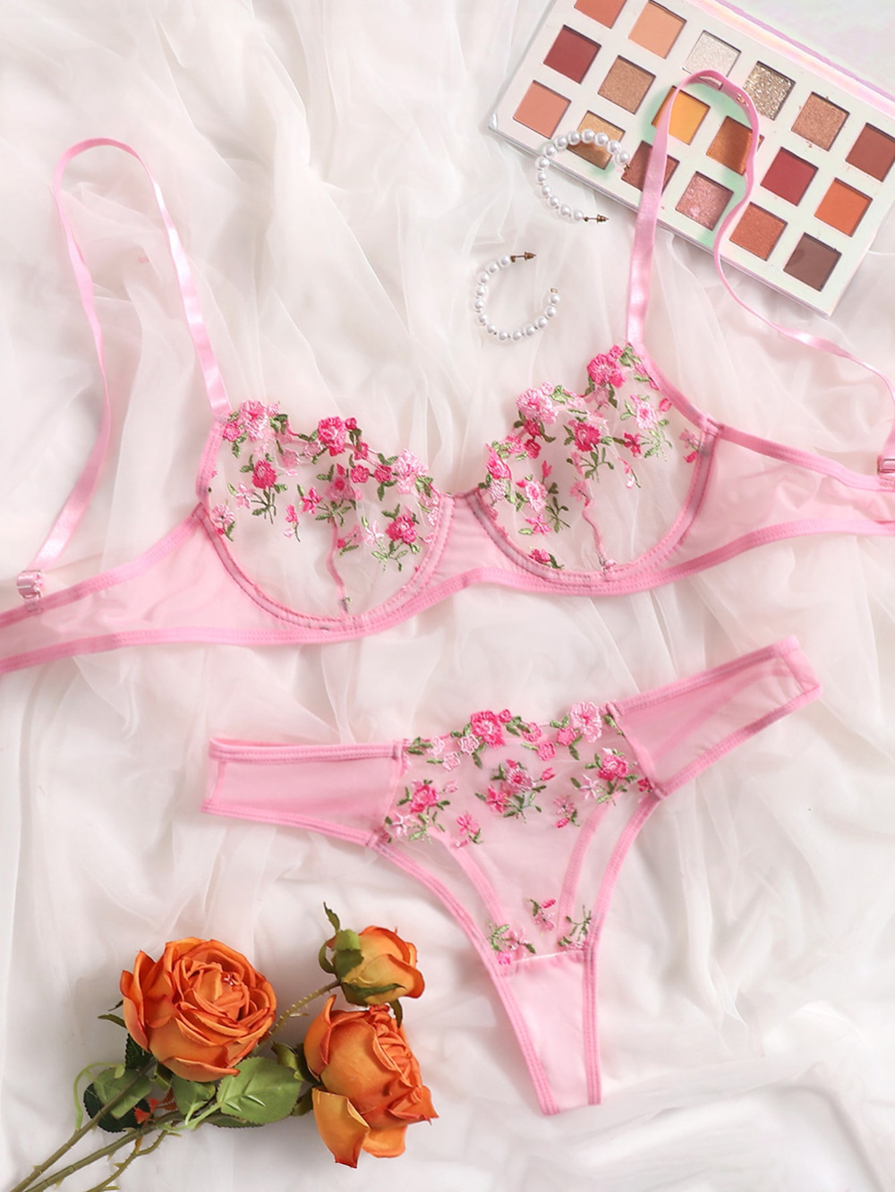 Women’s Low-Waist Lace Embroidered Bra Set – Elegant Matching Lingerie