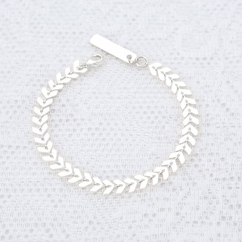 Women’s Handmade Simple Chain Bracelet – Minimalist Fashion Wrist Jewelry