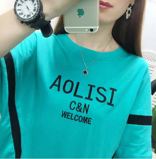 Plus Size Loose White Summer T-Shirt for Women