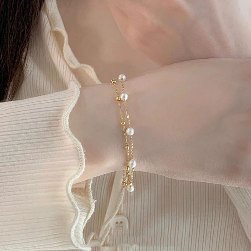 Women’s Elegant Pearl Bracelet – Classic Beaded Wrist Jewelry