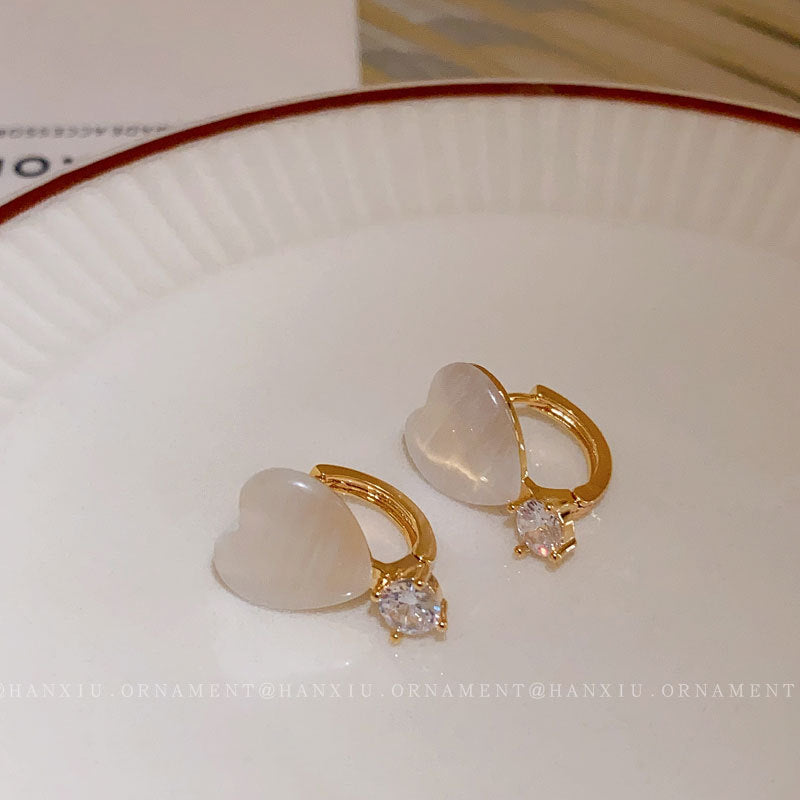 Cat’s Eye Heart Earrings – Chic Rhinestone Gold-Tone Fashion Jewelry