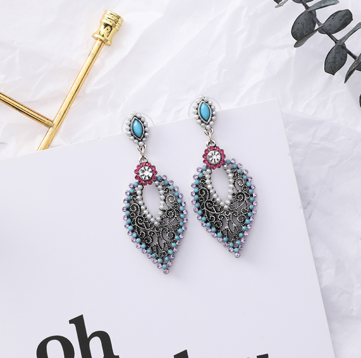Floral Water Drop Earrings for Women – Elegant Flower Dangle Jewelry