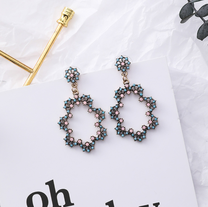Floral Water Drop Earrings for Women – Elegant Flower Dangle Jewelry