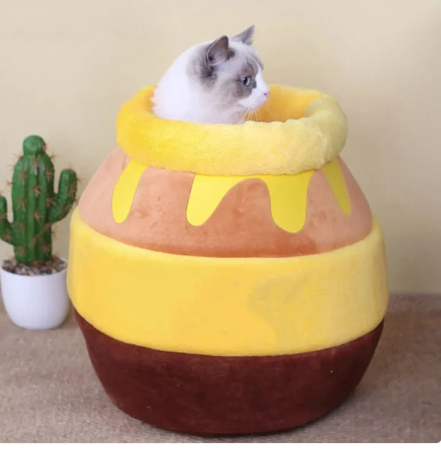 Honey Pot Pet Bed – Cozy All-Season Plush Nest for Cats & Small Dogs