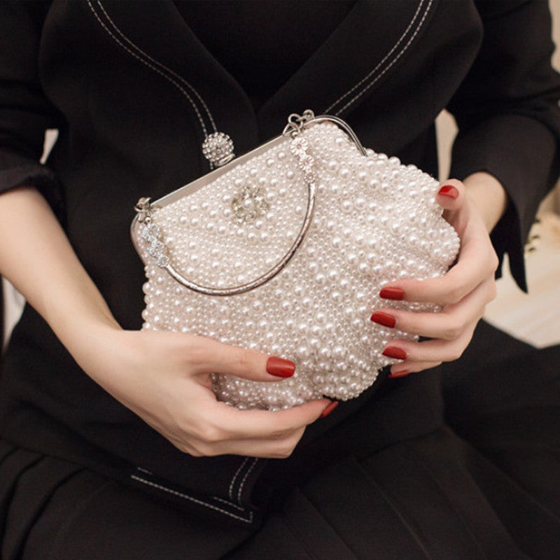 Luxury Pearl Evening Clutch Bag for Women – Elegant Satin Banquet Handbag for Parties & Formal Events