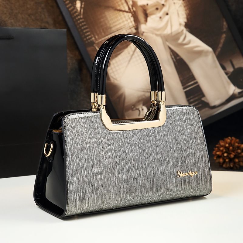 Women’s Cowhide Patent Crossbody Bag – Chic Everyday Shoulder Handbag