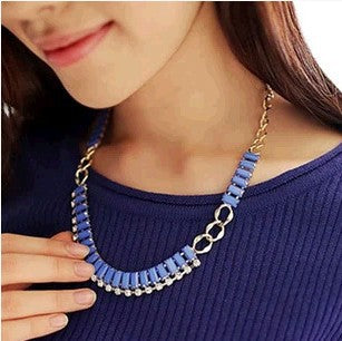Luxury Resin Rhinestone Short Choker Necklace for Women