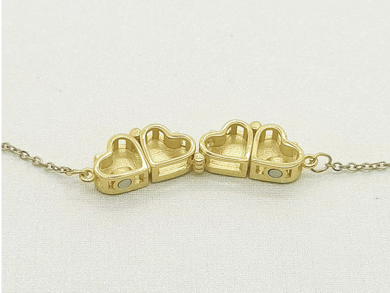 LuckyCharm Clover Necklace