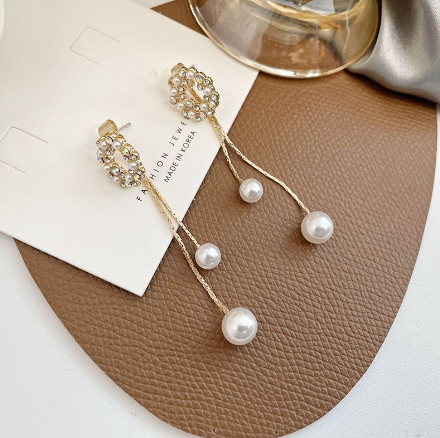 Pearl Garland Stud Earrings – Elegant Classic Jewelry – USA