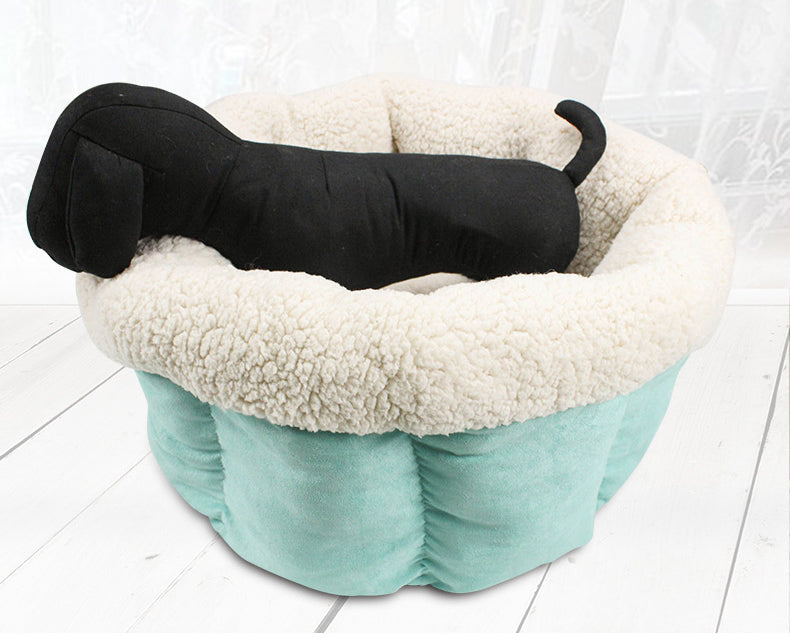 Luxury Plush Cat & Small Dog Bed – Soft 43CM Cozy Pet Nest with Warm Cover