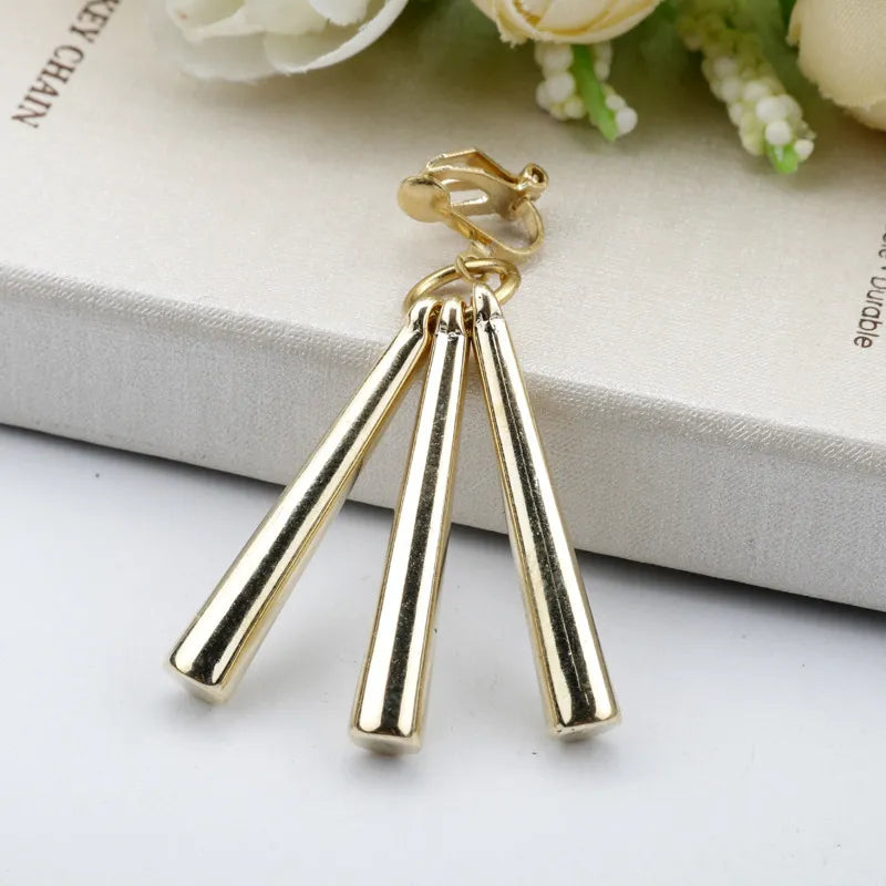 Gold Earrings for Women – Elegant Statement Fashion Jewelry