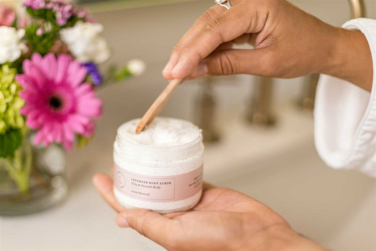 Lavender Body Salt Scrub – Handmade Natural Exfoliating Skin Treatment