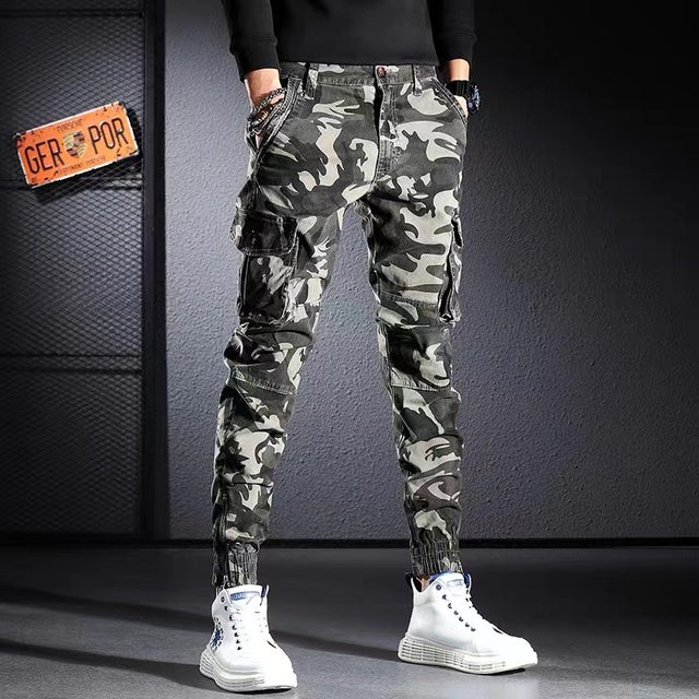 Men’s Oversized Camouflage Cargo Pants – Outdoor Utility Trousers