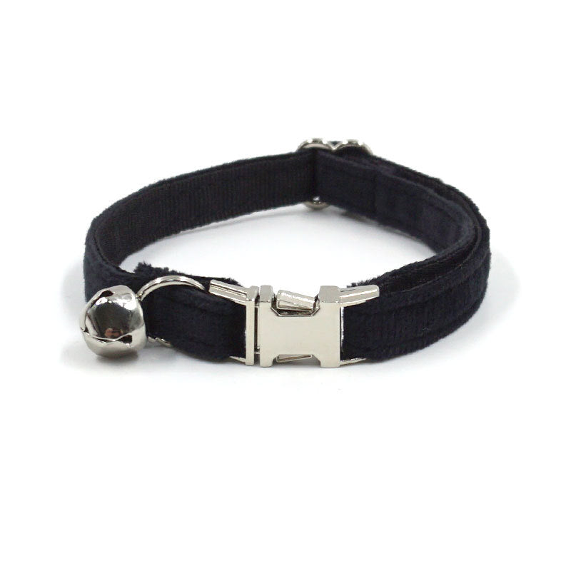 Luxury Velvet Cat Collar with Bell – Adjustable Metal Buckle Collar for Cats
