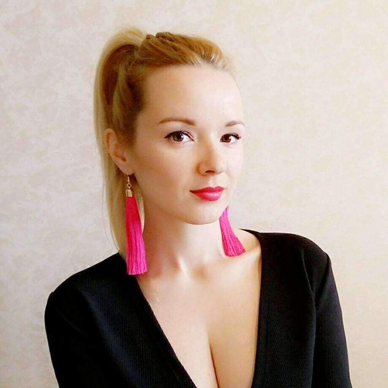 Long Tassel Dangle Earrings for Women – Elegant Statement Jewelry