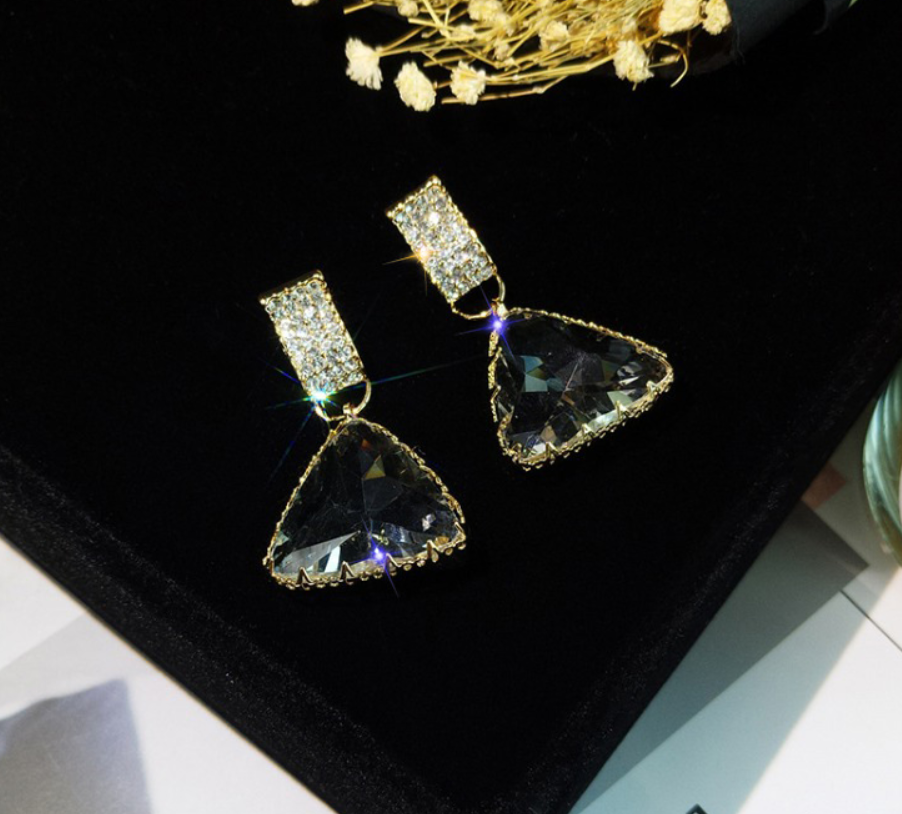 Geometric Triangle Crystal Earrings Set – Modern Sparkling Jewelry for Women