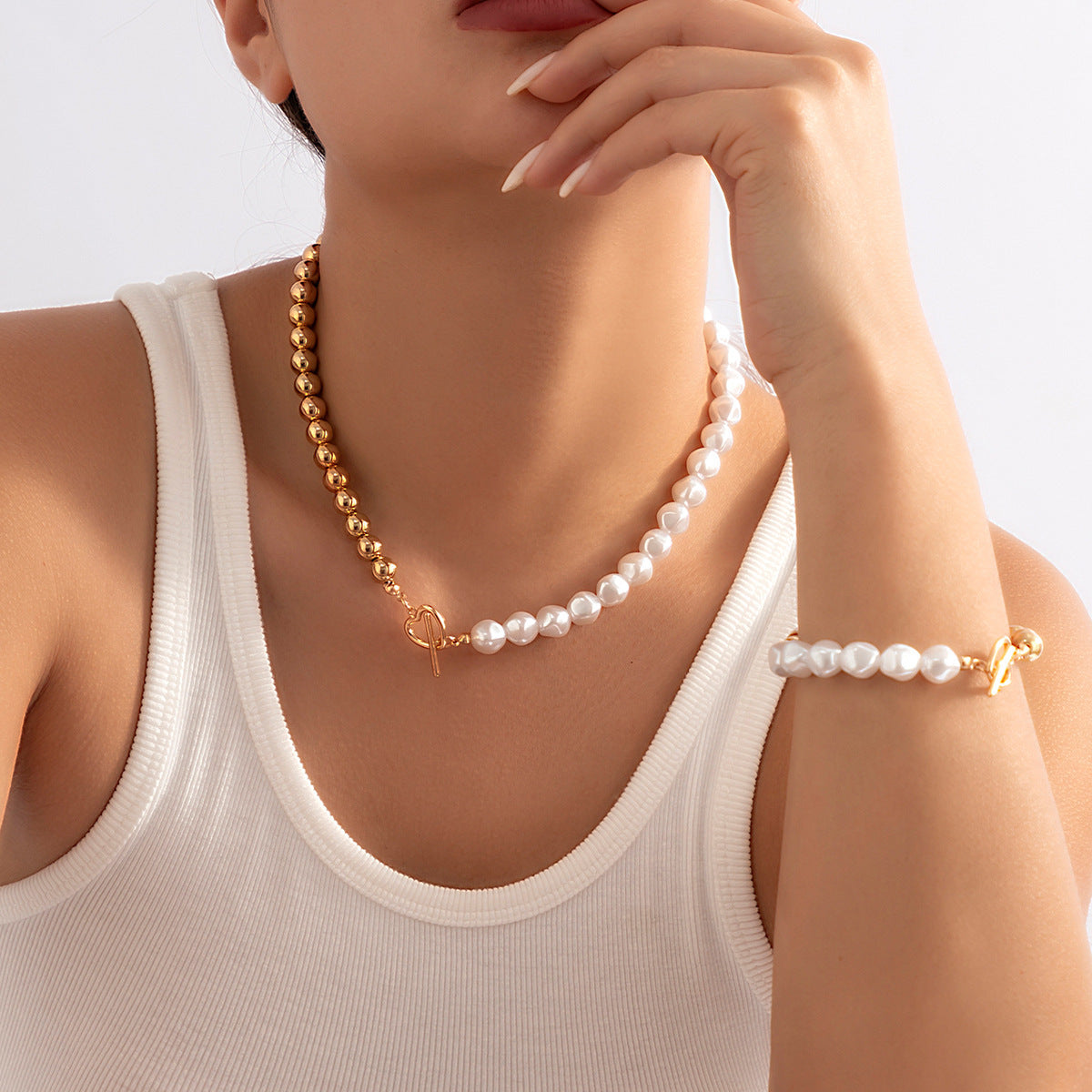 Minimalist French-Inspired Pearl Choker Necklace