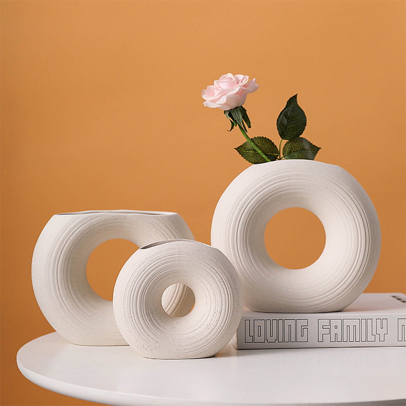 European Ceramic Flower Vase Collection – Textured Nordic Accent for Modern Home Decor