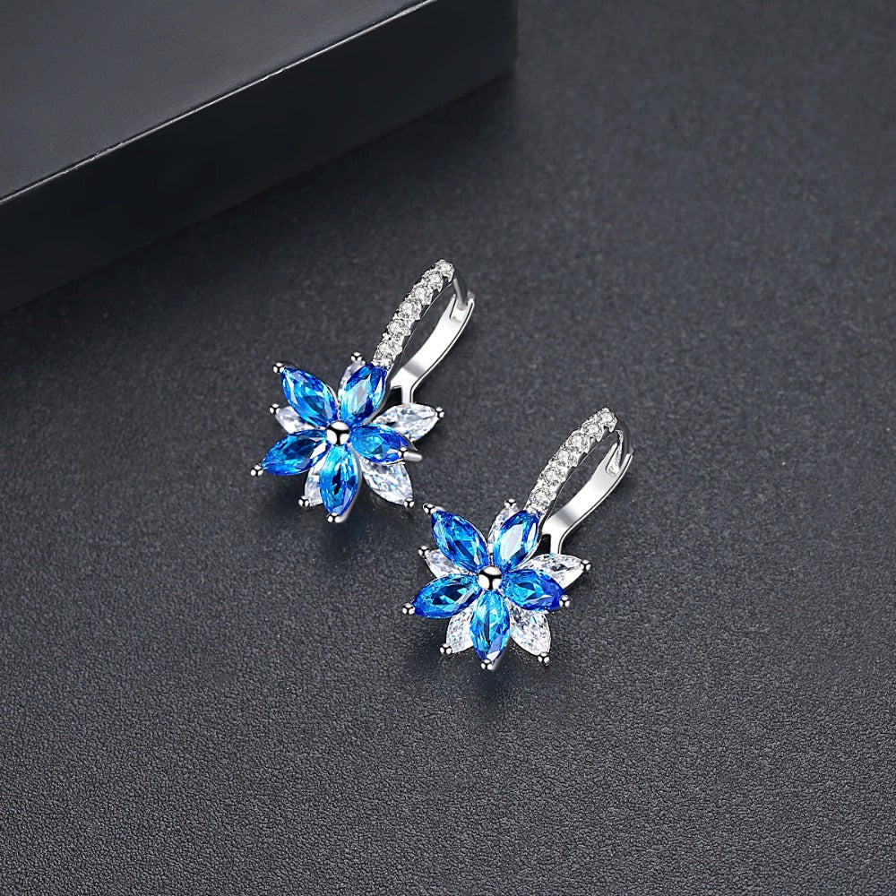 Snowflake Zirconium Stud Earrings for Women – Elegant Sparkling Jewelry