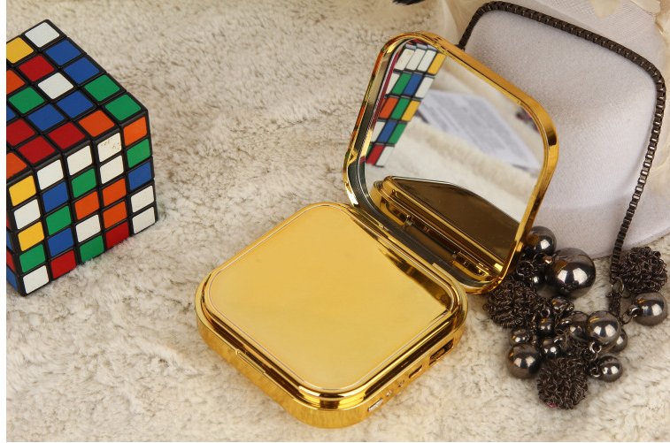 Makeup Box Mirror Power Bank - Cute Cartoon Design