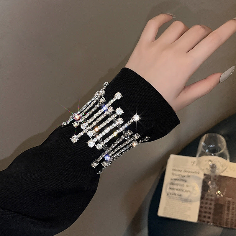Women’s Luxury Rhinestone Statement Bracelet – Sparkling Elegant Fashion Jewelry