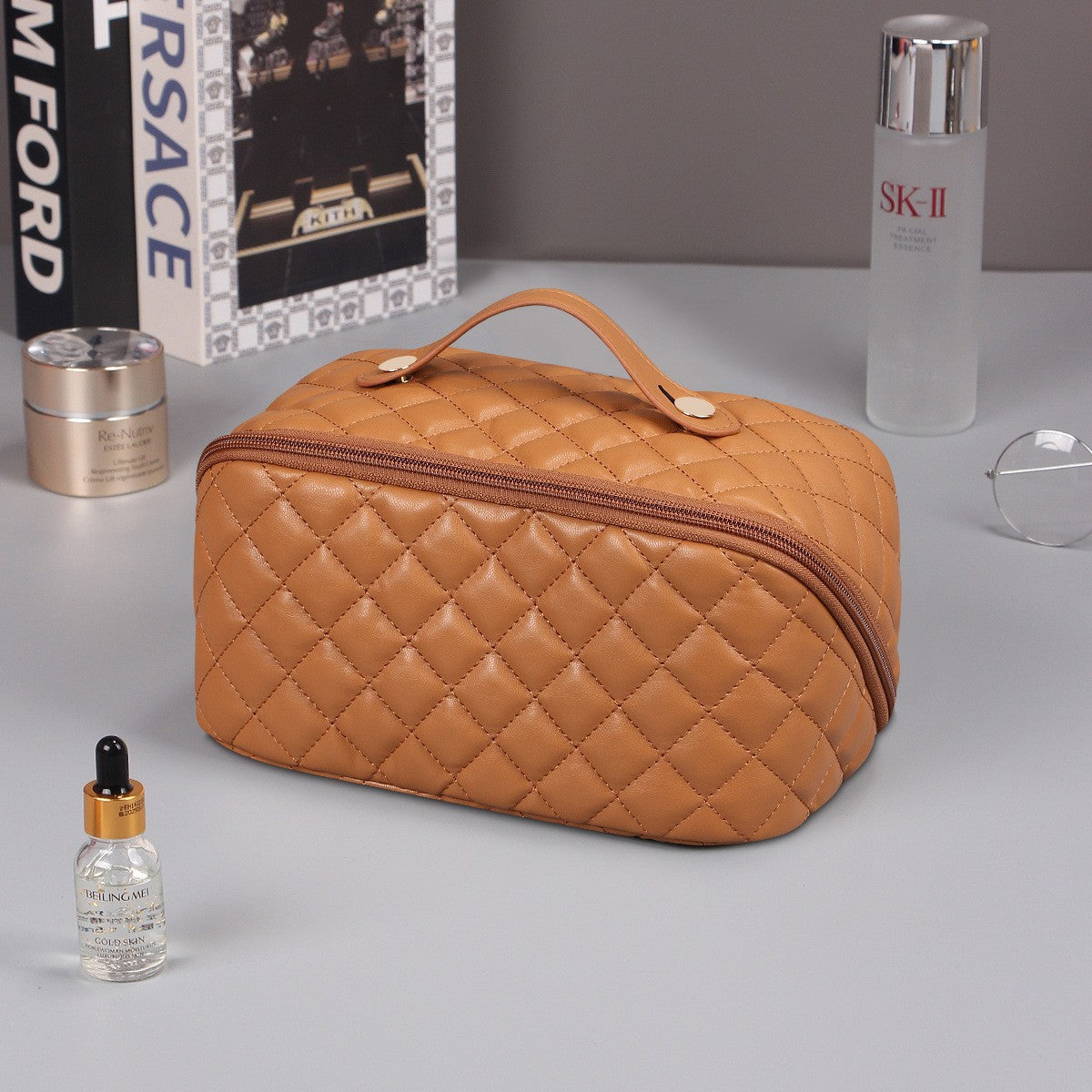 Large Capacity Checkered Travel Cosmetic Bag – Makeup & Toiletry Organizer