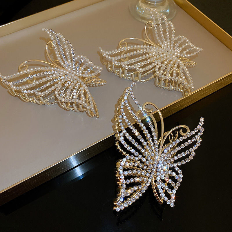 Pearl Butterfly Hair Clip – Elegant Decorative Hair Accessory for Women