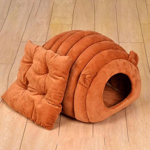 Warm Igloo Cat Cave Bed – Semi-Enclosed Cozy Sleeping Nest for Cats & Small Dogs