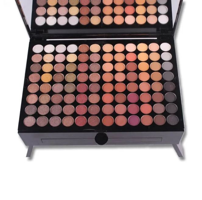 180-Color Piano-Shaped Eyeshadow & Blush Set – All-in-One Makeup Palette