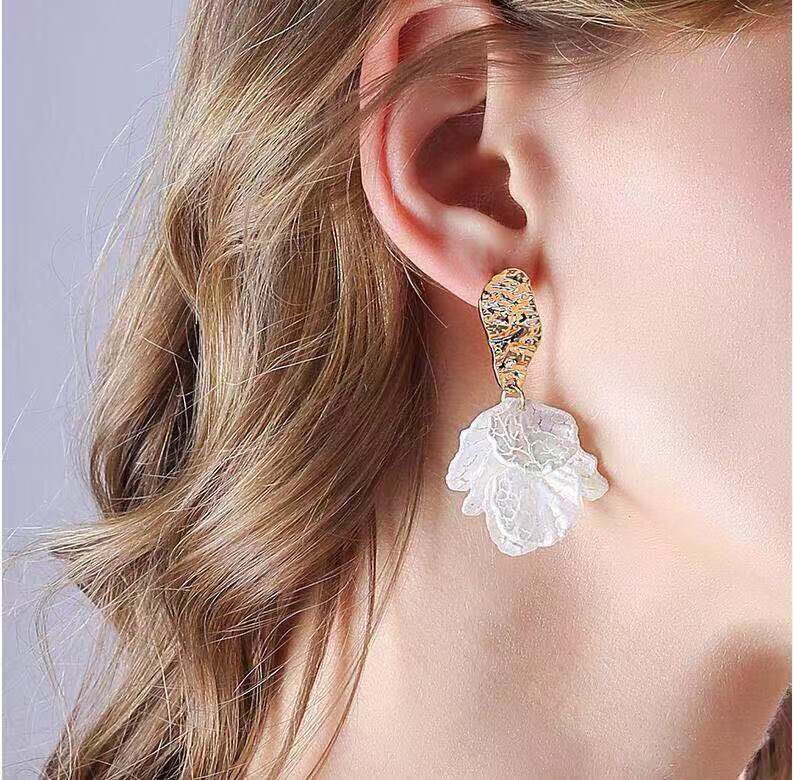 Long Floral Earrings for Women – Elegant Flower Dangle Statement Jewelry