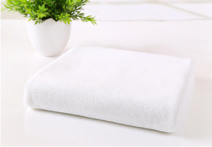 Quick Dry Microfiber Towel – Ultra-Absorbent Gym & Bathroom Towel