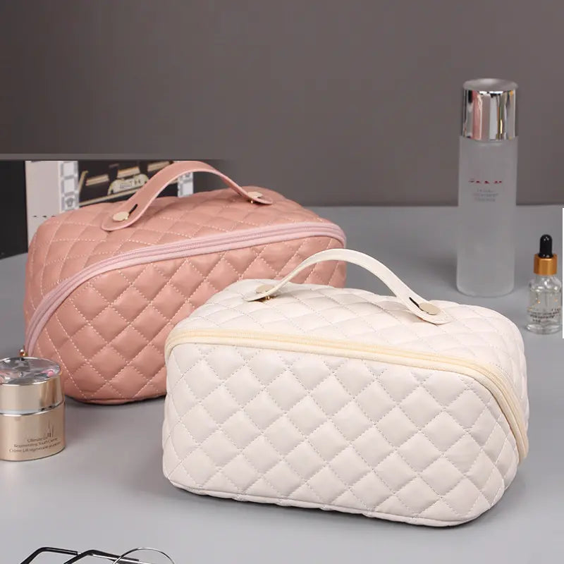 Large Capacity Checkered Travel Cosmetic Bag – Makeup & Toiletry Organizer
