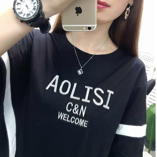 Plus Size Loose White Summer T-Shirt for Women