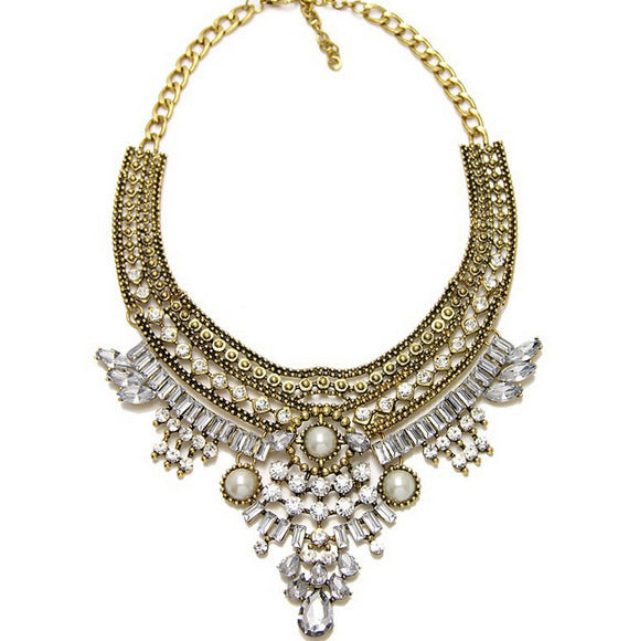 Exaggerated Alloy Pearl Women's Choker Necklace