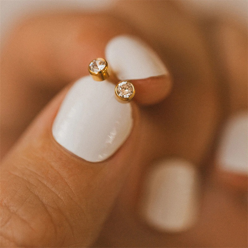 Crystal Earrings for Women – Elegant Sparkling Statement Jewelry