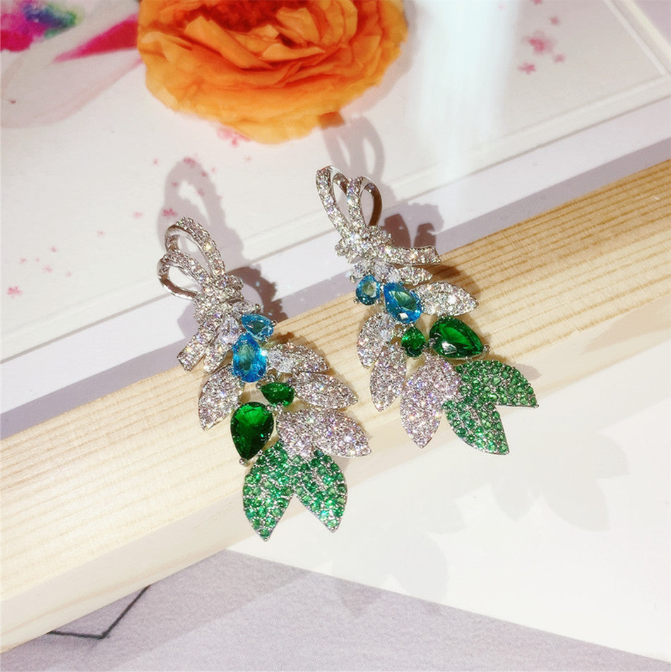 Zircon Flower Earrings for Women – Elegant Sparkling Floral Jewelry