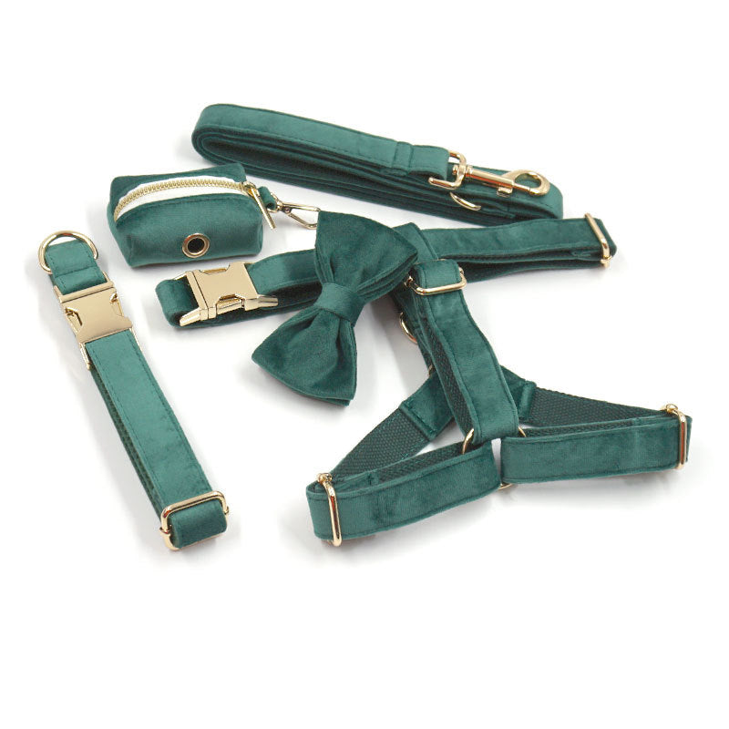 Green Velvet Dog Collar & Leash Set – Luxury Gold Buckle Pet Walking Accessories