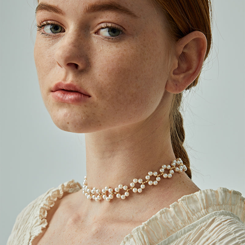Floral Pearl Choker Necklace - Elegant Woven Design