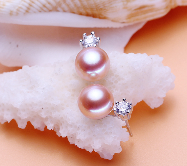 Six-Prong Pearl Stud Earrings for Women – Elegant Classic Jewelry