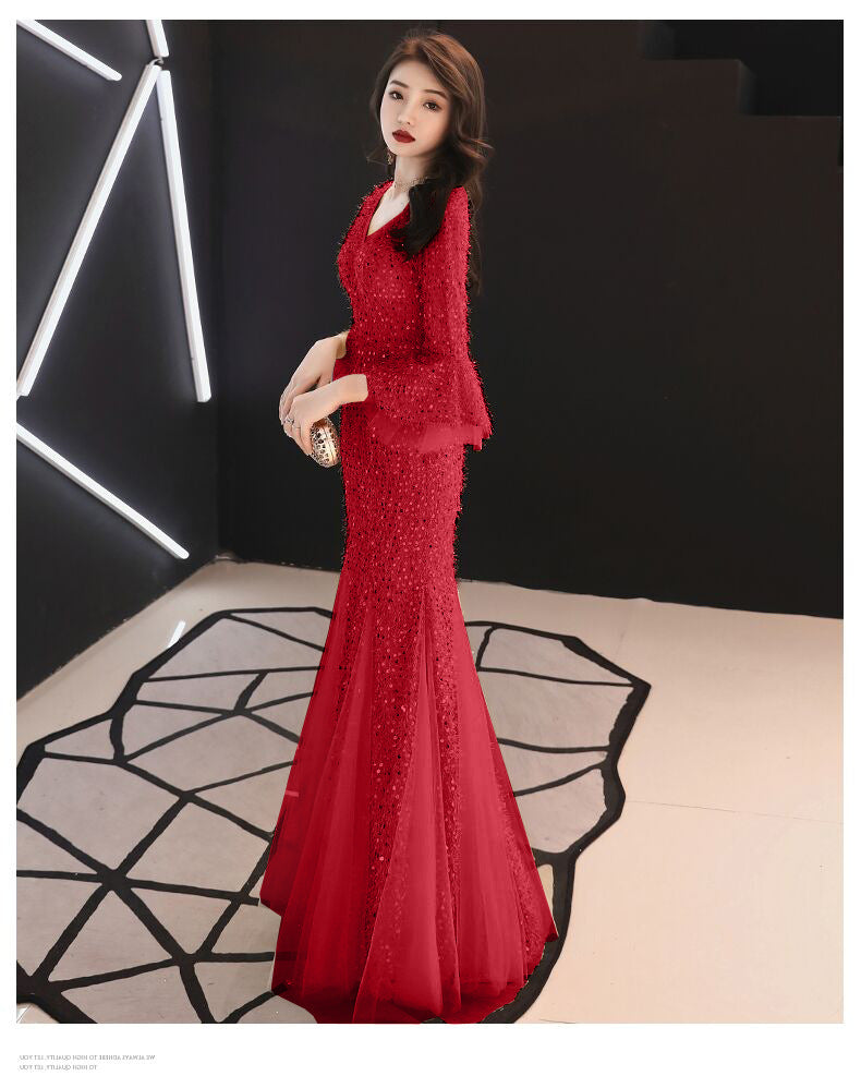 Women's Elegant Mermaid Evening Gown – V-Neck Embroidered Formal Dress