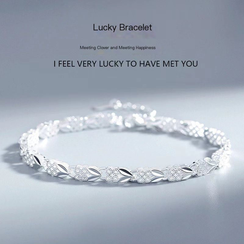 Adjustable Clover Bracelet for Women - Stylish Gift