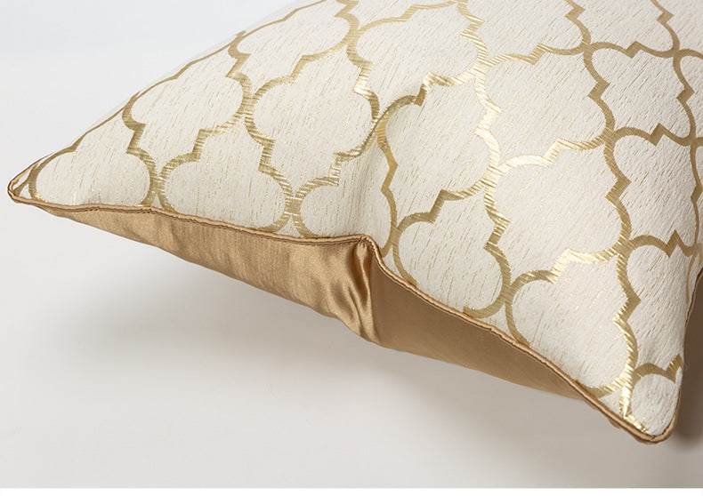 Modern Diamond Pattern Champagne Gold Pillow Cover – Elegant 45x45cm Cushion