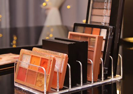 Acrylic Makeup Organizer for Eye Shadow Palette Display
