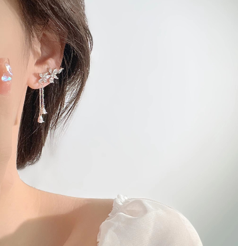 S925 Silver Flower Tassel Earrings – Elegant Dangling Floral Earrings for Women