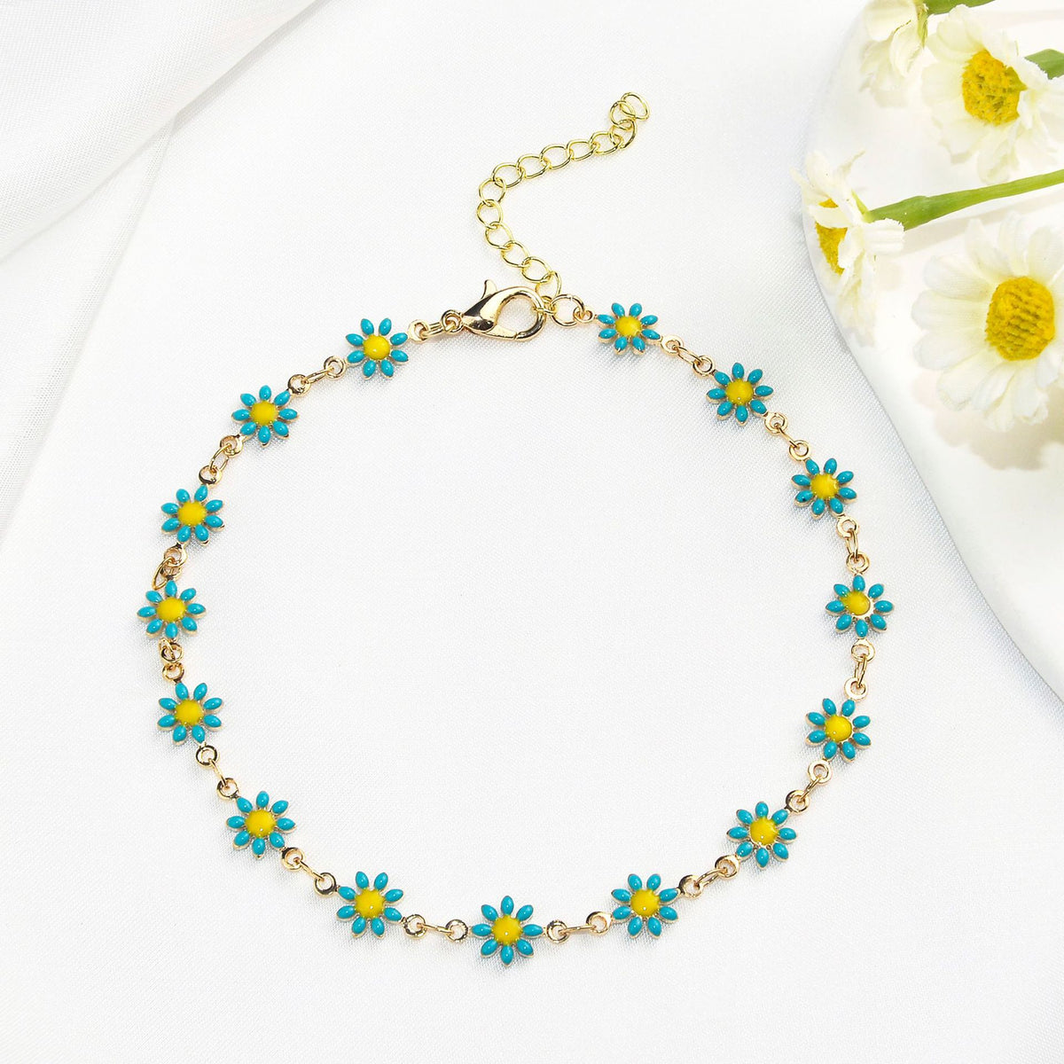 Little Daisy Anklet - Simple and Fashionable Accessory