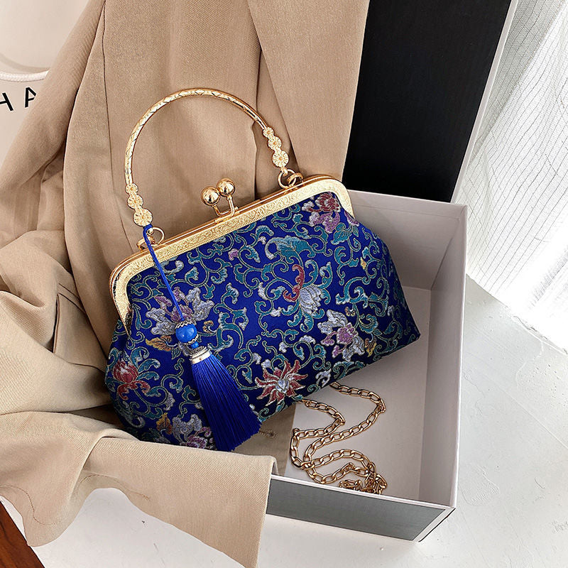Retro Cheongsam Handbag for Women – Vintage-Inspired Nylon Crossbody Bag