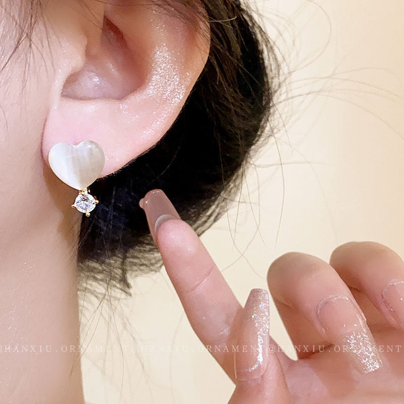 Cat’s Eye Heart Earrings – Chic Rhinestone Gold-Tone Fashion Jewelry
