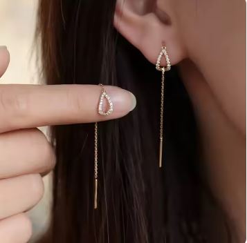 Elegant Drop Earrings for Women – Stylish Statement Fashion Jewelry