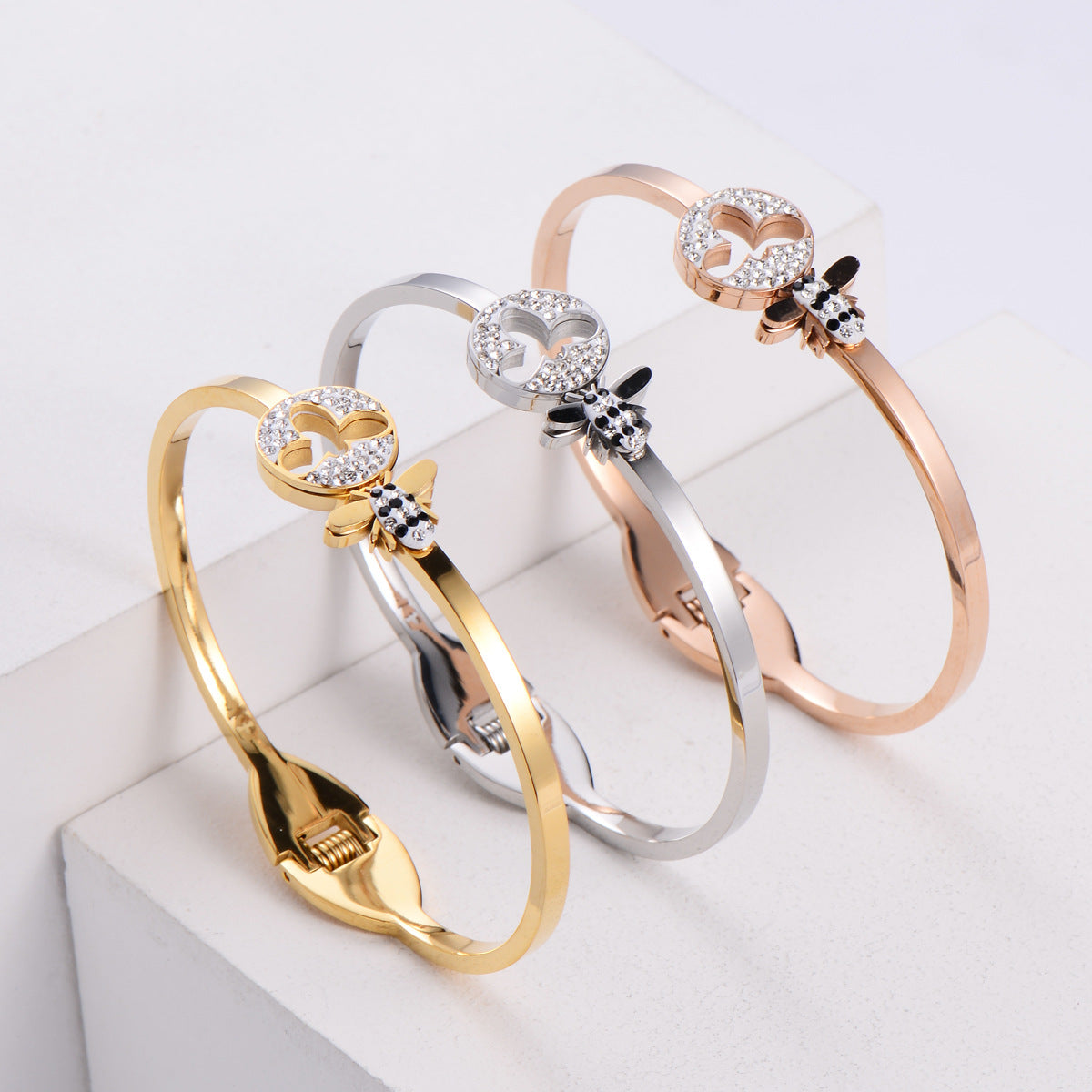 Women’s Bee Rhinestone Bracelet – Stainless Steel Geometric Jewelry