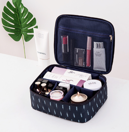 Portable Travel Makeup Bag and Toiletry Organizer